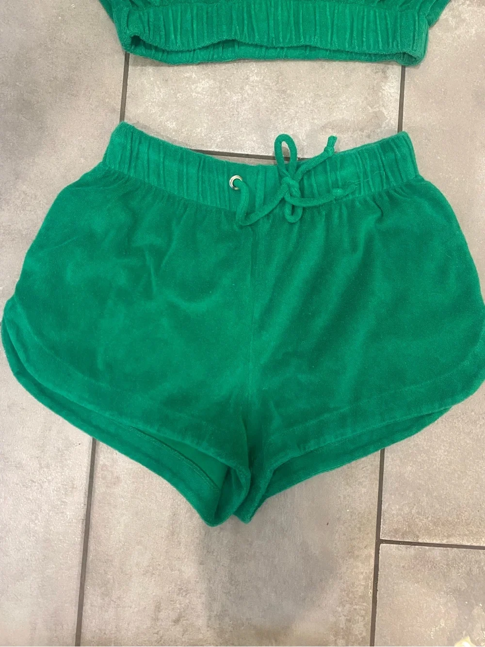 Elan Terry Cloth Two Piece Set Green